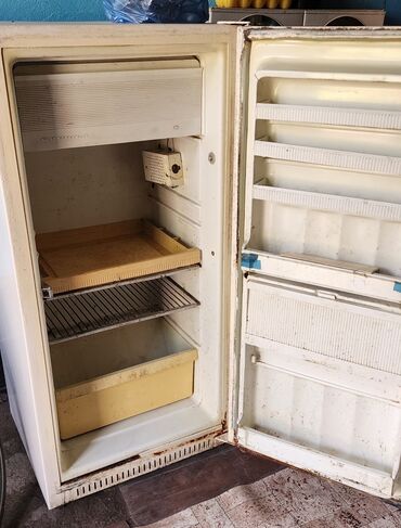 бытовая техника ош: Холодильник Biryusa, Б/у, Однокамерный