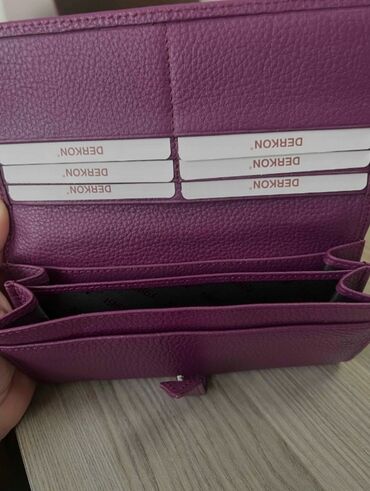 Portmone, pulqabıları: Pul qabı .uzeri yaşam çiceyi ve xususi pul kodları ile işlemeli .temiz — 5