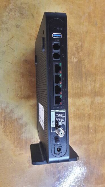 kozni ranac za laptop: Wireless Cable VoIP Gateway Ubee EVW32C General