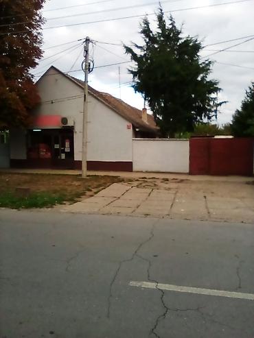 Kuće na prodaju: Poslovni prostor sa dvorištem i stambenim prostorom i bašton - — 1