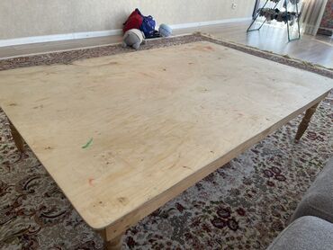 стол большой для дома: Низкий прямоугольный стол из массива дерева. Характеристики: - Длинна