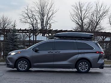 Toyota: Toyota Sienna: 2021 г., 2.5 л, Гибрид, Минивэн — 3