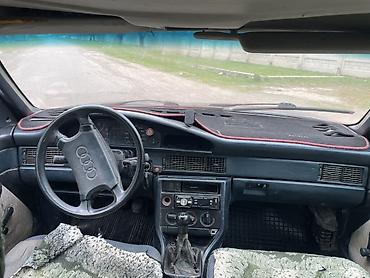 капот б5: Audi 100: 1990 г., 1.8 л, Механика, Бензин, Седан — 4