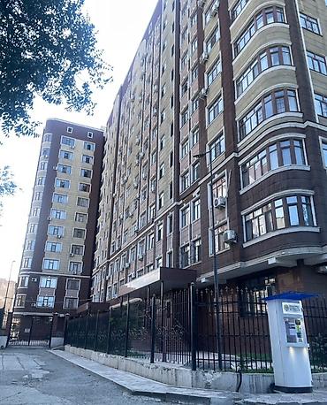 Продажа квартир: 2 комнаты, 80 м², ул. Ахунбаева / Малдыбаева Элитка, 6 этаж, Косметический ремонт — 1