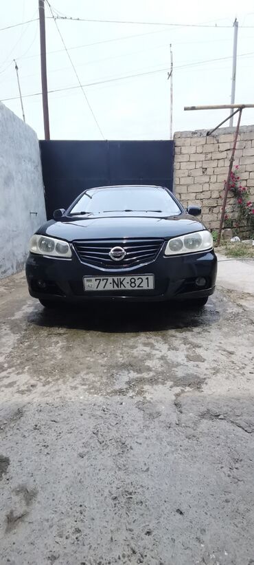 nissan versa: Nissan Sunny: 1.6 l | 2010 il Sedan