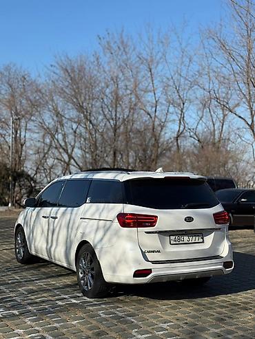 Kia: Kia Carnival: 2019 г., 2.2 л, Автомат, Дизель, Минивэн — 9