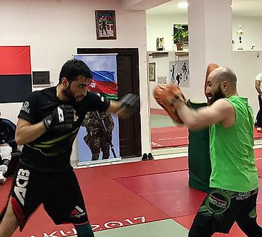dil: Salam aleykum əziz MMA həvəskarları. SWORD FIGHT CLUB -u sizləri MMA — 3