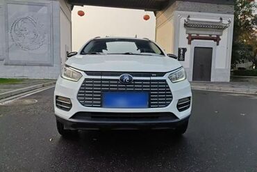 купить бу электромобиль из китая: BYD : 2019 г., 0.1 л, Автоматические, Электромобиль, Кроссовер