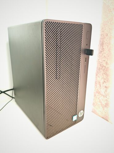 ram yaddaş: İdeal vəziyyətdədir elə bil təzə alınıb İ3 7100 8 gb ddr4 ram 500 hdd