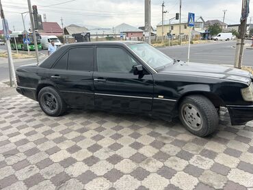 приборная панель бмв: Mercedes-Benz E-Class: 1992 г., 2 л, Механика, Бензин, Седан