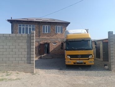 купить бокс на крышу автомобиля бу: Грузовик, Mercedes-Benz, Б/у