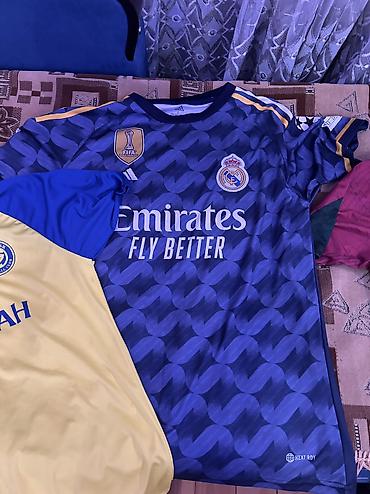 real madrid: Futbol Forması 3 Ədəd,Səliqəli istifade olunub cırığı söküyü — 3