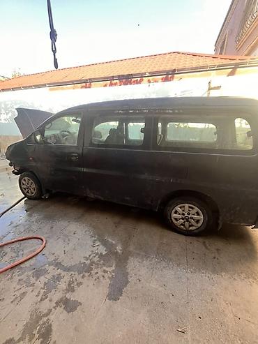 Digər avtomobil ehtiyat hissələri: Hyundai Starex (H1) mikroavtobus – ehtiyat hissələri üçün - Kuzov — 2
