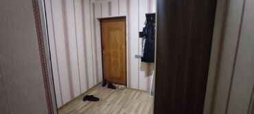 Uzunmüddətli kirayə mənzillər: Masazirda qurtuluş 93de5 mertebeli binanın 3-cu mərtəbəsində yerləşən — 15