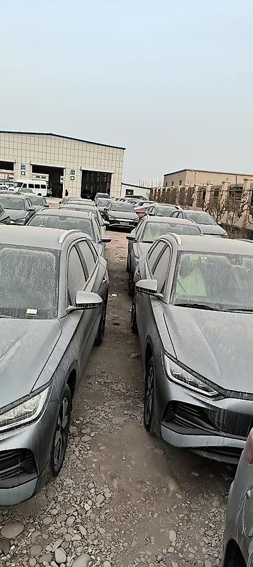 BYD: BYD E2: 2025 г., 3 л, Робот, Электромобиль, Седан — 30