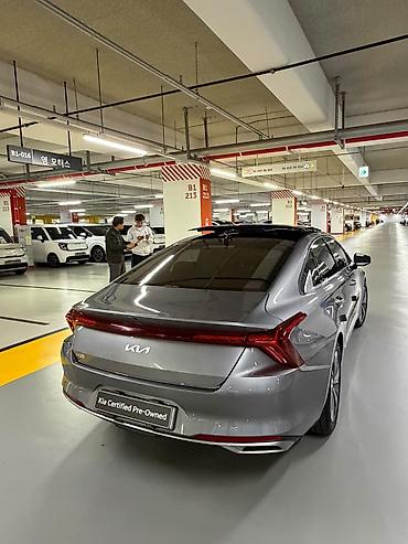 cadillac xts: Kia K8: 2022 г., Седан — 4