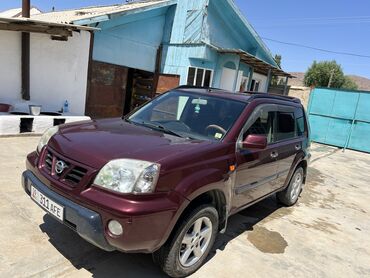 Nissan: Nissan X-Trail: 2002 г., 2 л, Механика, Бензин, Внедорожник