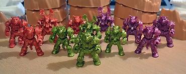 Другие предметы коллекционирования: Солдатики и роботы из 90 годов Цена договорная Куплю фигурки — 12