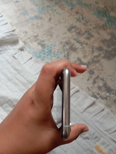 купить iphone xs: IPhone Xs, Б/у, 256 ГБ, Белый, Чехол, 77 %
