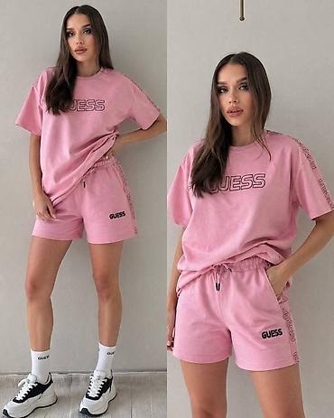 prsten dukat: Komplet
Cena 4500
Vel.
s, m, l, xl
P39 — 4