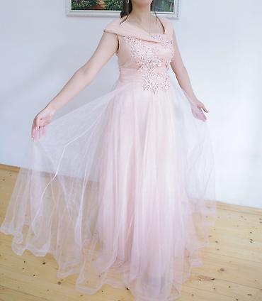 muncuq: Zərif pudra rəngində uzun ziyafət/libas. - Model: A-kəsim, yerə qədər — 1
