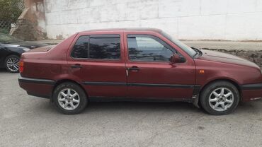 япошка афто: Volkswagen Vento: 1992 г., 1.8 л, Механика, Бензин, Седан