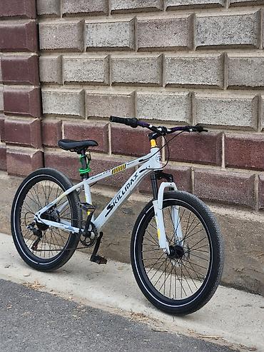 street bike: Горный велосипед, Skillmax, Рама S (145 - 165 см), Алюминий, Б/у — 2
