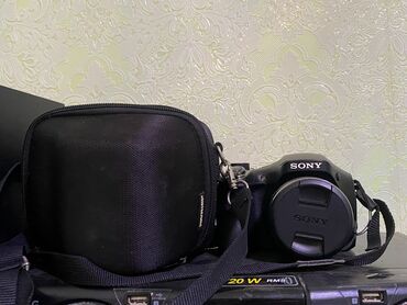 куплю видеокамеры: Фотоаппарат Sony DSC H300 в идеальном состоянии,в подарок чехол для
