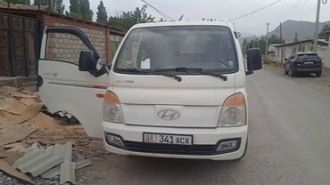 Легкий грузовой транспорт: Легкий грузовик, Hyundai, Стандарт, До 1 т, Б/у