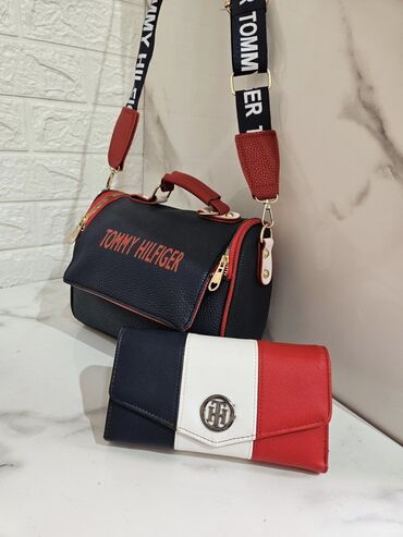 Torbe: Bilo koji komplet
Torba+novcanik
4200 — 1