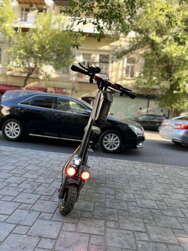 скутер купить: İşlənmiş Elektrik samokat 10", > 1000 Vt, > 45 km/s