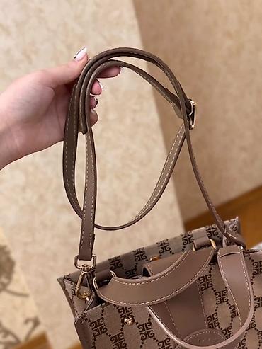 daşınan çantalar: Yeni kimi Brend: Pierre Cardin Model: Monoqram çaplı tote çanta - — 2