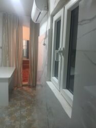 Uzunmüddətli kirayə mənzillər: Metro elmlere yaxın 2otaglı heyet evi kirayə verilir obsi heyedir — 3