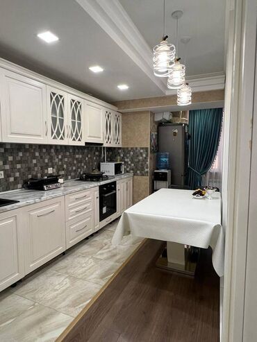 квартира 7 микрайон: 3 комнаты, 116 м², Элитка, 9 этаж, Дизайнерский ремонт
