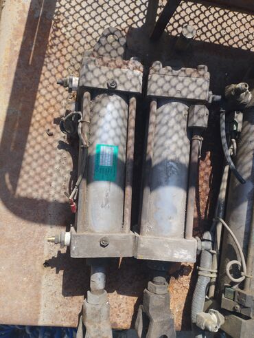 Digər istehsal avadanlığı: Sənaye pnevmatik silindrləri dəsti - Tip: İkiqat təsirli pnevmatik — 3