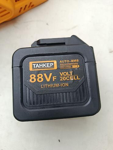 регулятор: Аккумуляторная цепная пила ТАНКЕР TK-L45017 - Питание: литий-ионный — 4
