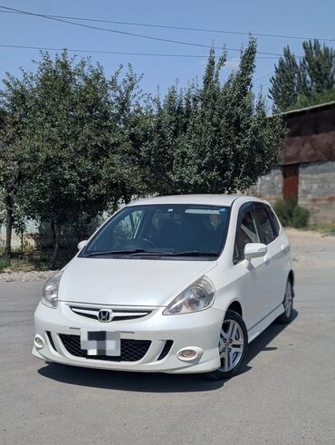 спортивный автомобиль: Honda Fit: 2007 г., 1.5 л, Вариатор, Бензин, Хетчбек