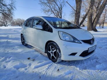 Honda: Honda Fit: 2008 г., 1.3 л, Вариатор, Бензин, Хэтчбэк