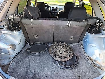 мазда 363: Mazda 323: 2003 г., 1.6 л, Механика, Бензин, Универсал — 10