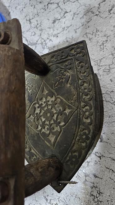 royal crown saat: XIX əsrə (1841-ci ilə) aid, bürüncdən hazırlanmış antikvar kömürlü — 3