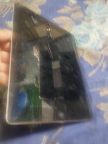 iphone 17 pro mac: Apple iPad (серебристый, модель с 30‑pin разъёмом) Особенности и — 4