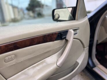 Mercedes-Benz: Mercedes-Benz C-Class: 2.3 l | 1998 il Sedan — 11