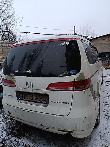 левый: Honda Elysion: 2004 г., 2.4 л, Автомат, Бензин, Минивэн — 9