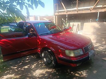 магнитафон кассетный: Audi 100: 1992 г., 2.3 л, Механика, Бензин, Седан — 1