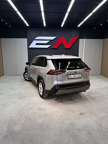 corolla 2022: Toyota RAV4: 2021 г., 2.5 л, Автомат, Гибрид, Кроссовер — 10
