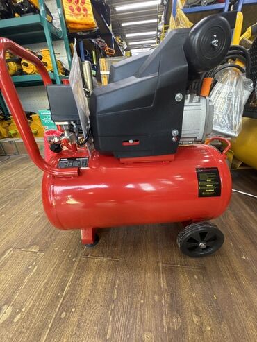 электрический компрессор: Компрессор D-MAX, поршневой, с ресивером 50 л Технические