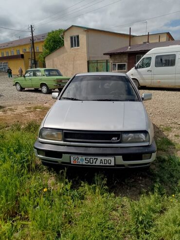 победа машина: Volkswagen Vento: 1994 г., 1.8 л, Механика, Бензин, Седан