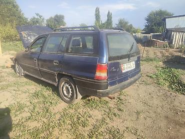 ешка е 303: Opel Astra: 1993 г., Механика, Бензин, Универсал — 2