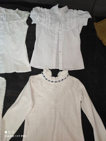 белые блузки больших размеров: Детский топ, рубашка, цвет - Белый, Б/у