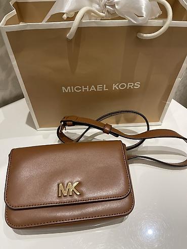 Çiyin çantası, Michael Kors, Yeni